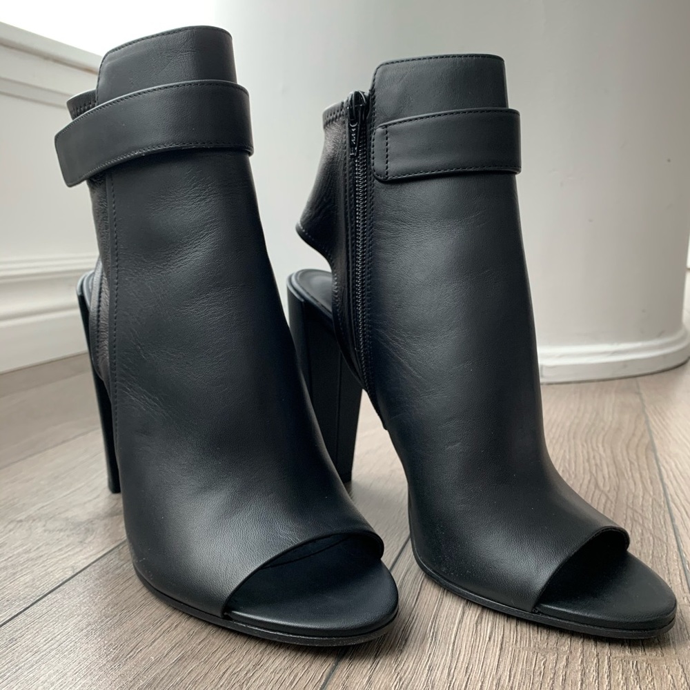 VINCE Brigham Open Toe Bootie - NEW, NEVER WORN - Picture 6 of 6